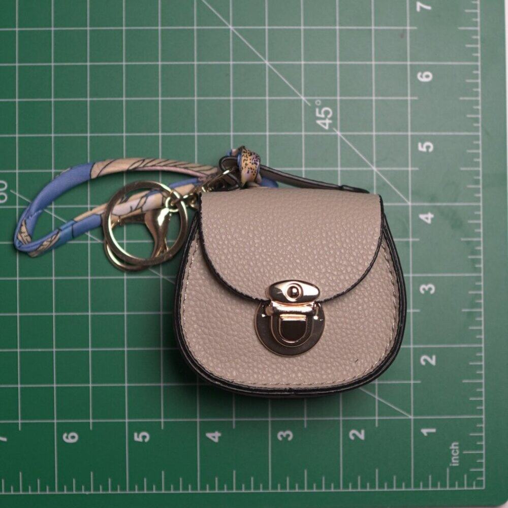 Mini Beige Bag Keychain Bag Charm, PU Leather Coin Purse Change Pouch, NWT Cute - Picture 5 of 8